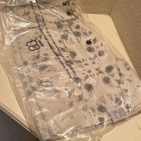 Ser.O.Ya Seroya Mens 30 Swim Board Shorts Bandana Print Shell Beige Pockets NWT - Picture 3 of 7